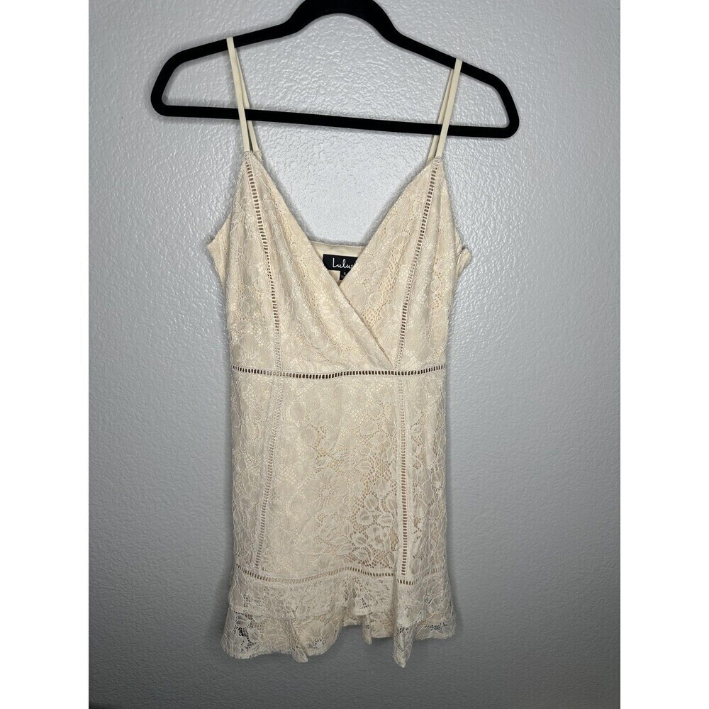 Lulus Dress Womens Small Ivory Lace Surplice Spaghetti Strap Scallop Hem Lined - Picture 1 of 7